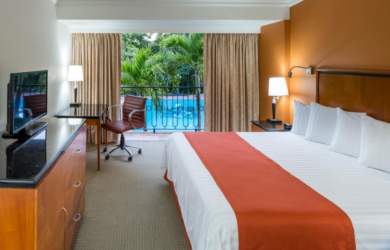 Hs Hotsson Hotel Tampico Ngoại thất bức ảnh